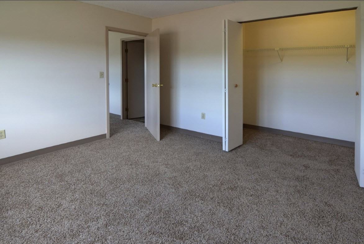 Oxford Court Apartments 1 Coolidge Pl, Clinton, MA 01510 Zumper