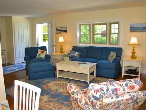 129 Otis Bassett Rd, West Tisbury, MA 02568 3 Bedroom Apartment for