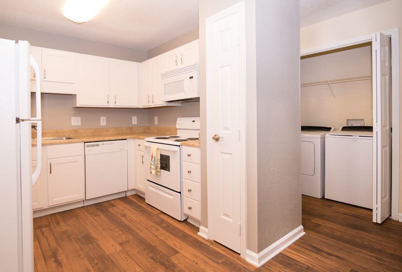 Pepperstone Apartments in Shannon Hills, Greensboro, NC 27406 Zumper