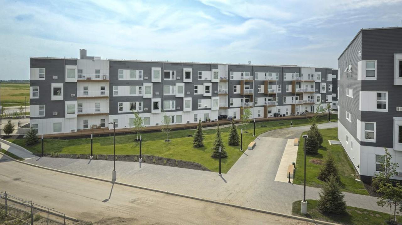 THE SPOT AT TUXEDO POINT Apartments 785 Sterling Lyon Pkwy, Winnipeg