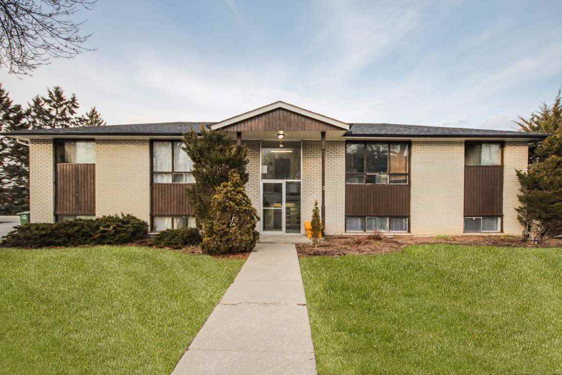 Applewood Terrace Apartments 3 Applewood Crescent, Guelph, ON N1H 6B1