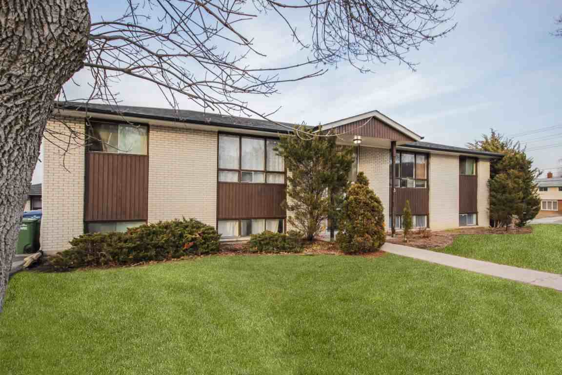 Applewood Terrace Apartments 3 Applewood Crescent, Guelph, ON N1H 6B1