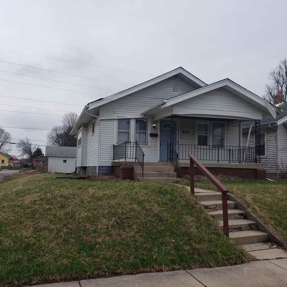 845 N Chester Ave, Indianapolis, IN 46201 2 Bedroom Apartment for Rent for 650/month Zumper