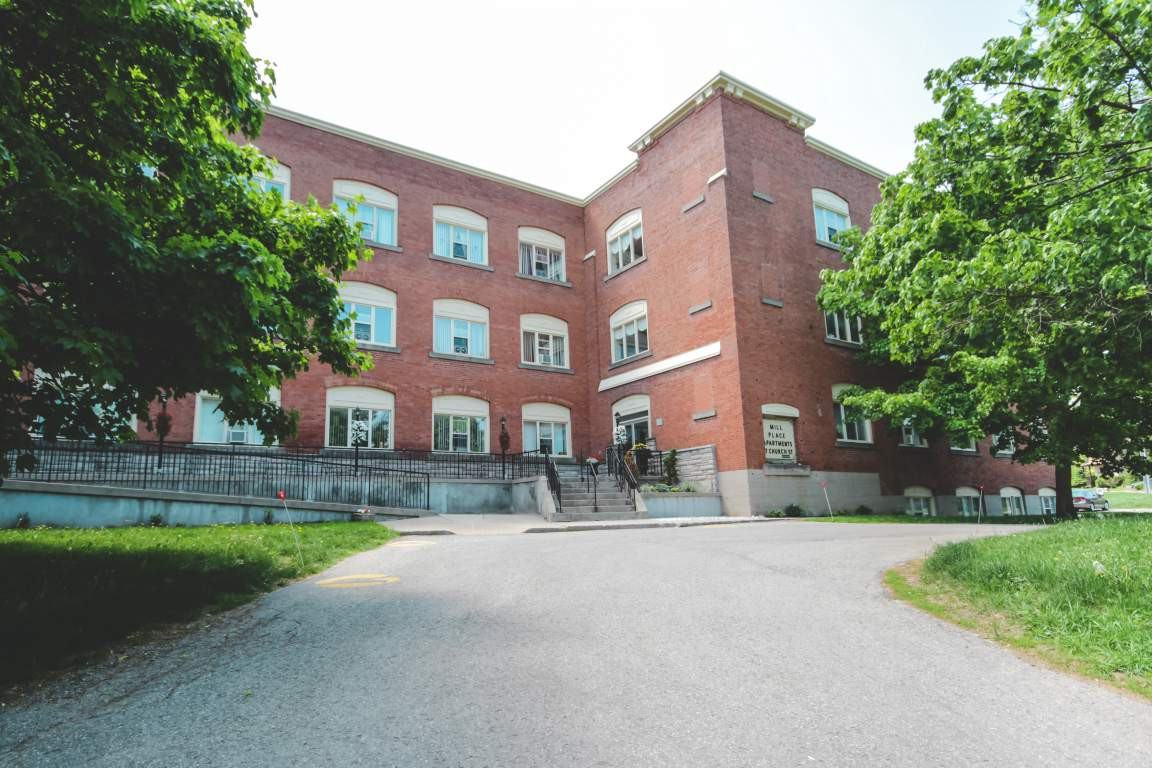 Mill Place Apartments 17 Mill Street Apartments, Orangeville, ON L9W