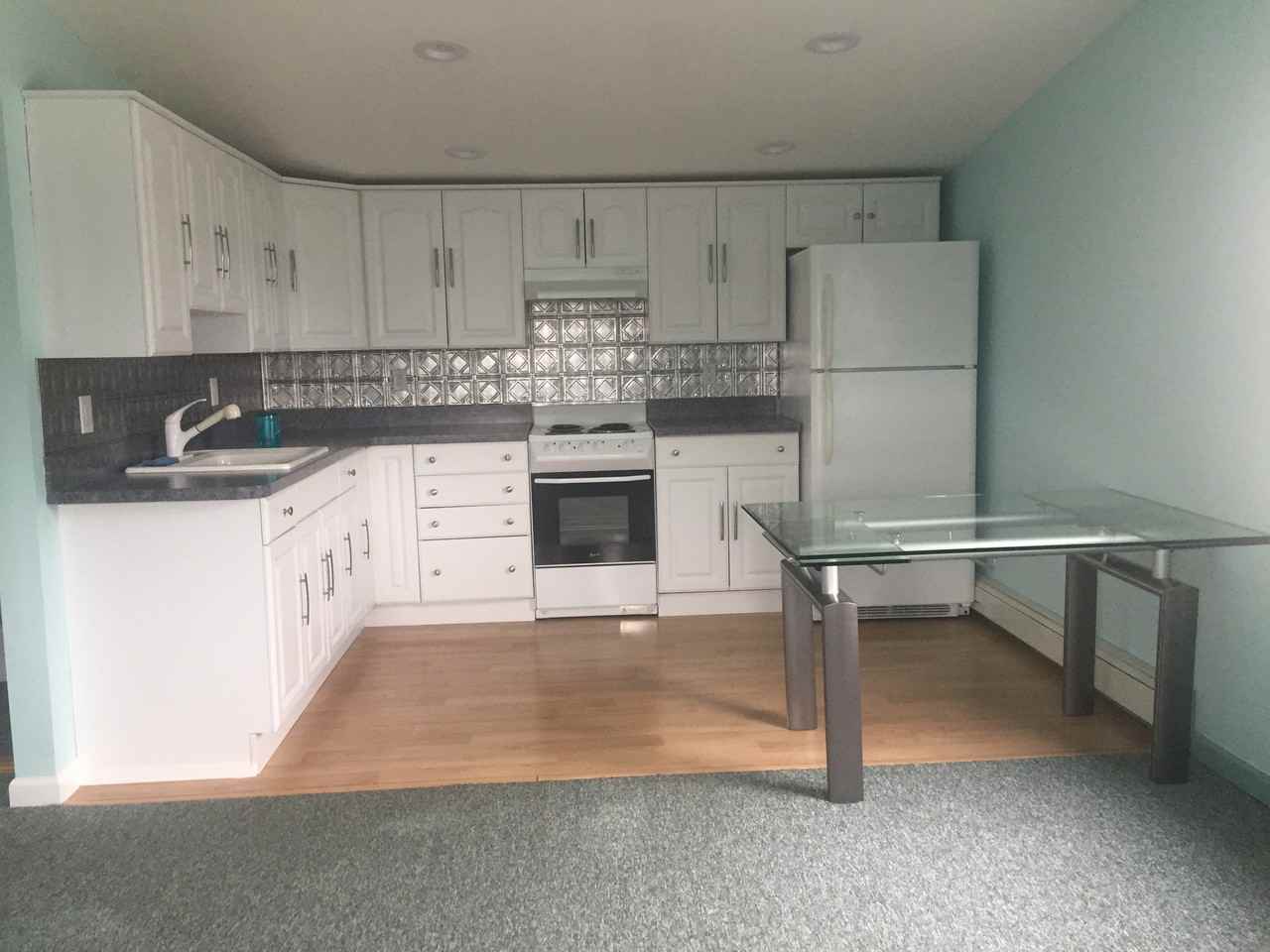 112 & Sunrise Highway, North Patchogue, NY 11772 1 Bedroom Apartment