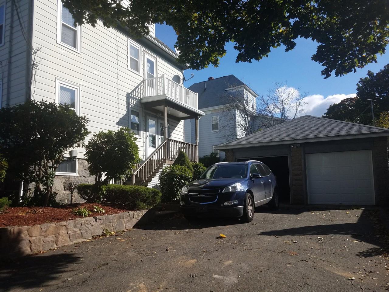 3 Bedford St, Quincy, MA 02169 2 Bedroom Apartment for 2,000/month