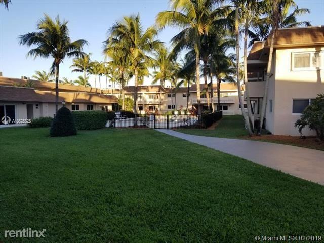 VILLAGIO AT PALMETTO BAY Apartments 14500 SW 88th Ave, Palmetto Bay