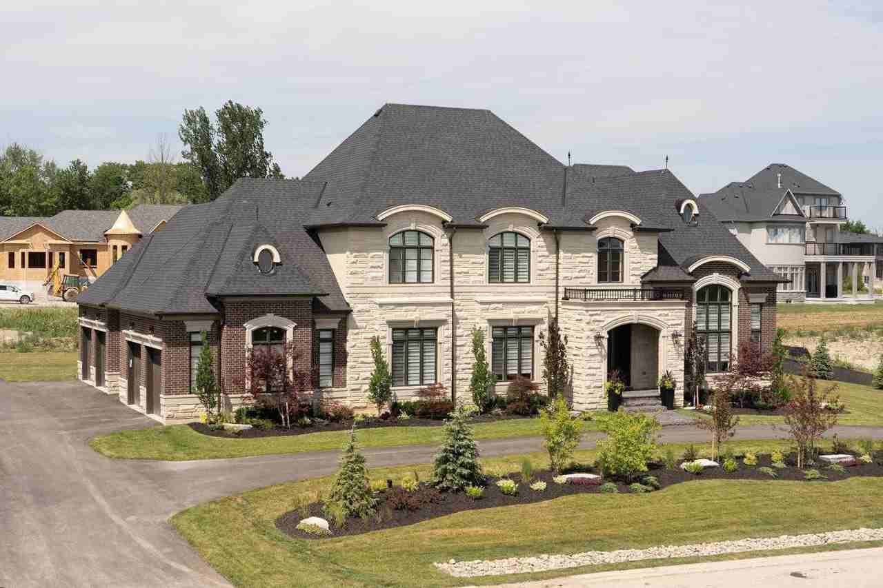 156 Northern Pines Boulevard, Vaughan, ON L4H 3N5 4 Bedroom House for