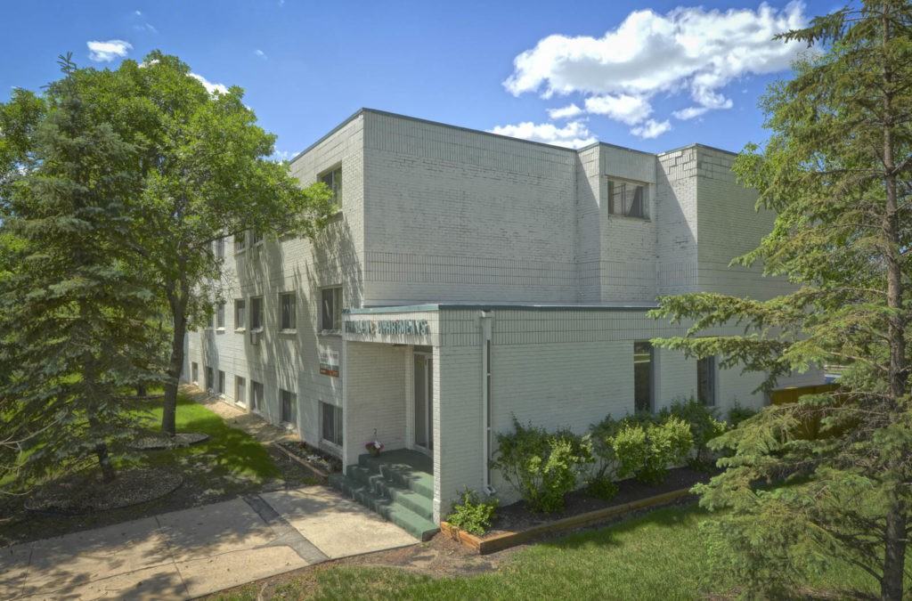 Fairlane Apartments 710 David St, Winnipeg, MB R2Y 1K5 Zumper