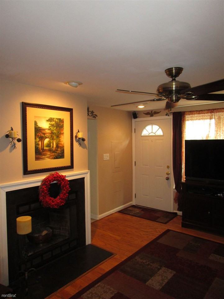 20002 Canebrake Ct Apartments in Montgomery Village, Montgomery Village