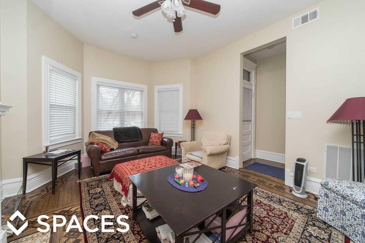 1324 W Byron St 1, Chicago, IL 60613 2 Bedroom Apartment for Rent