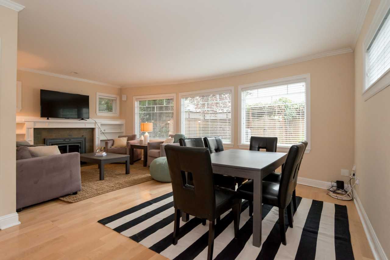 Lovely Eastlake townhome with scenic views Apartments in Seattle, WA