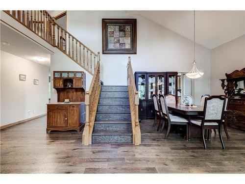 50 Woodpark Circle Southwest, Calgary, ALBERTA T2W 6E8 4 Bedroom