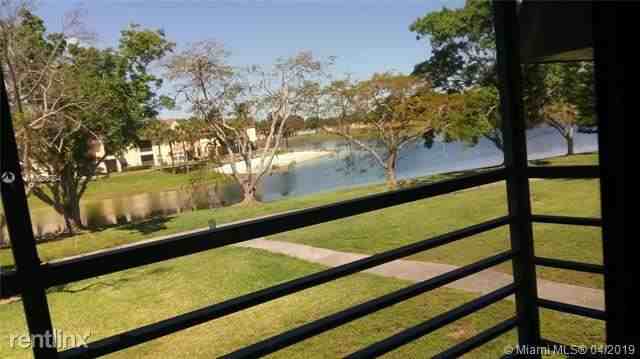 HERON AT THE HAMMOCKS CON Apartments 14925 SW 104th St, Miami, FL