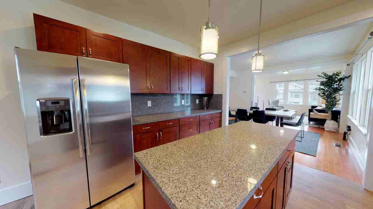 Delightful Judkins Park house by Lake Washington Apartments in Seattle