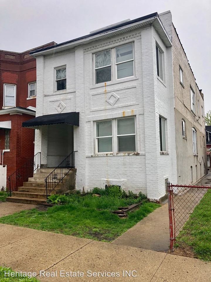 4832 Magoun Ave 1, East Chicago, IN 46312 Two bedroom house for rent