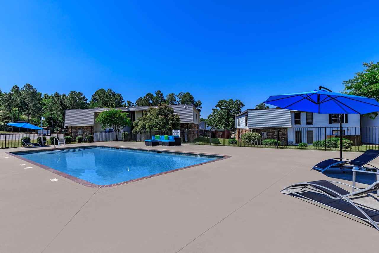 The Summit at Valley Heights Apartments 5000 Summertree Dr, North