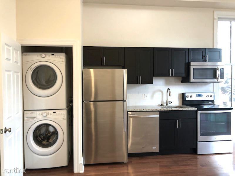 2308 Delancey Place Apartments in Fitler Square, Philadelphia, PE 19103