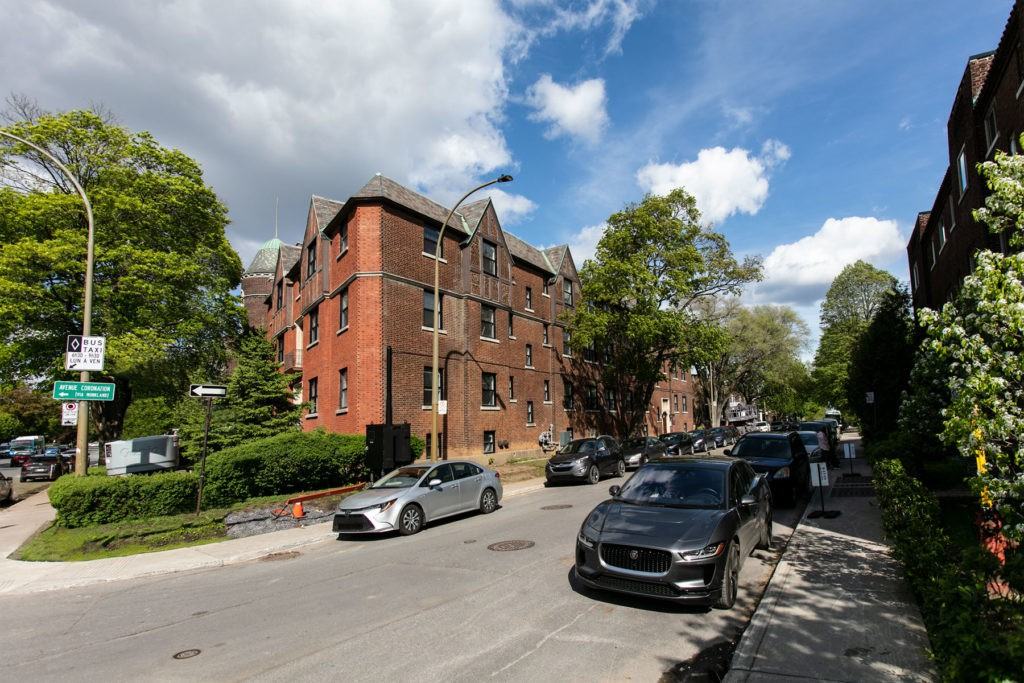 6878 Sherbrooke Street West Apartments 6878 Sherbrooke Ouest