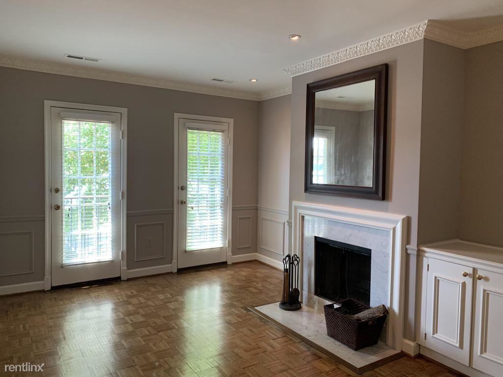 4625 MacArthur Blvd NW Apartments in Foxhall Palisades, Washington