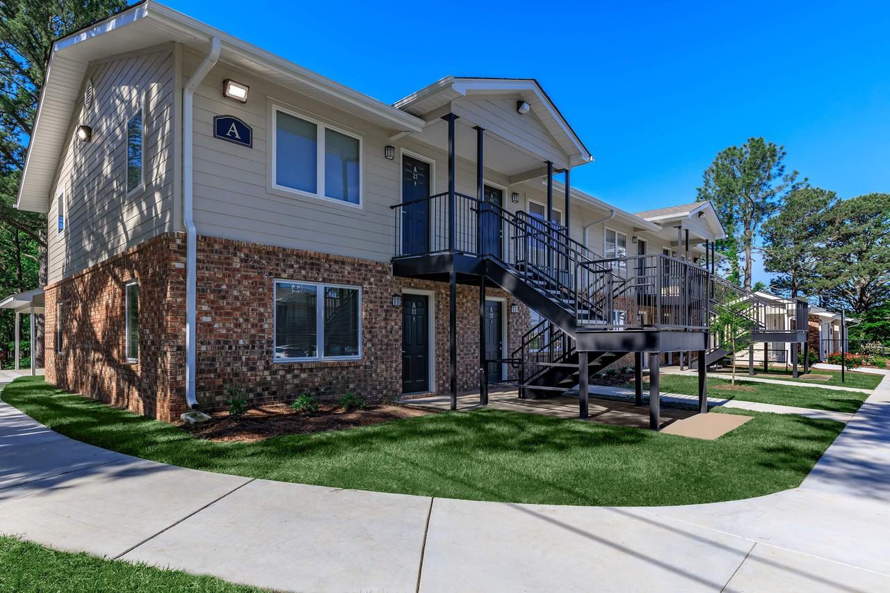 Carroll House Apartments for Rent 405 Smalley St, Berryville, AR