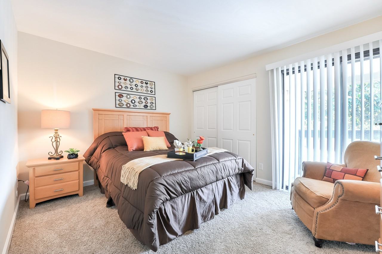 Stonegate Apartments 1424 Stoney Meadows Dr, Valley Park, MO 63088