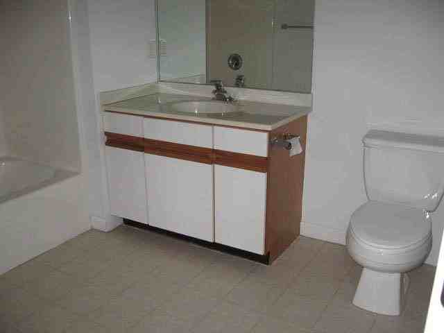 Olde Orchard Park Apartments 1 Old Orchard Park, South Burlington, VT