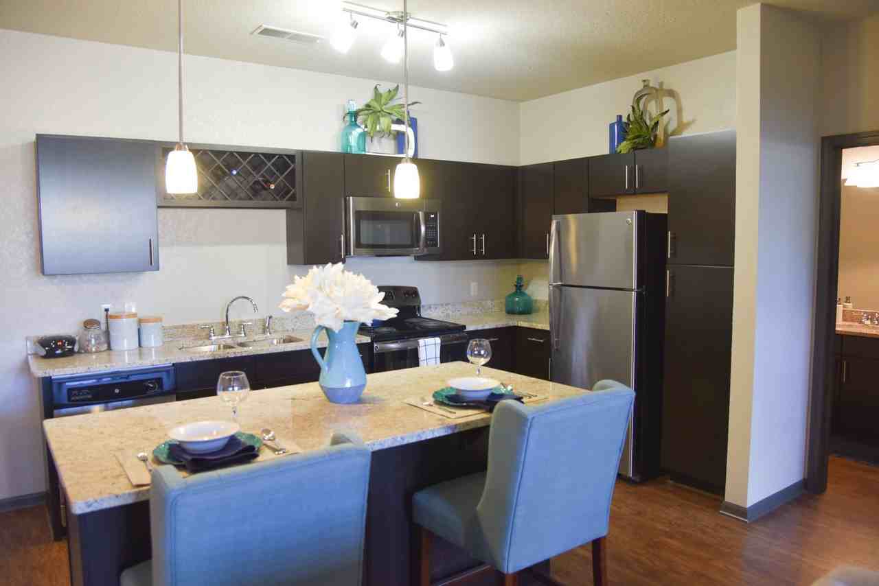 Springs at Knapp's Crossing Apartments 2550 E Beltline Ave Ne, Grand