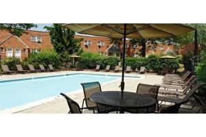 Korman Residential at Winchester Walk Apartments 2600 Welsh Rd