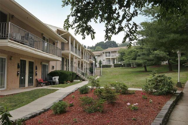 Village Of Pickering Run Apartments 800 Kimberton Rd, Phoenixville