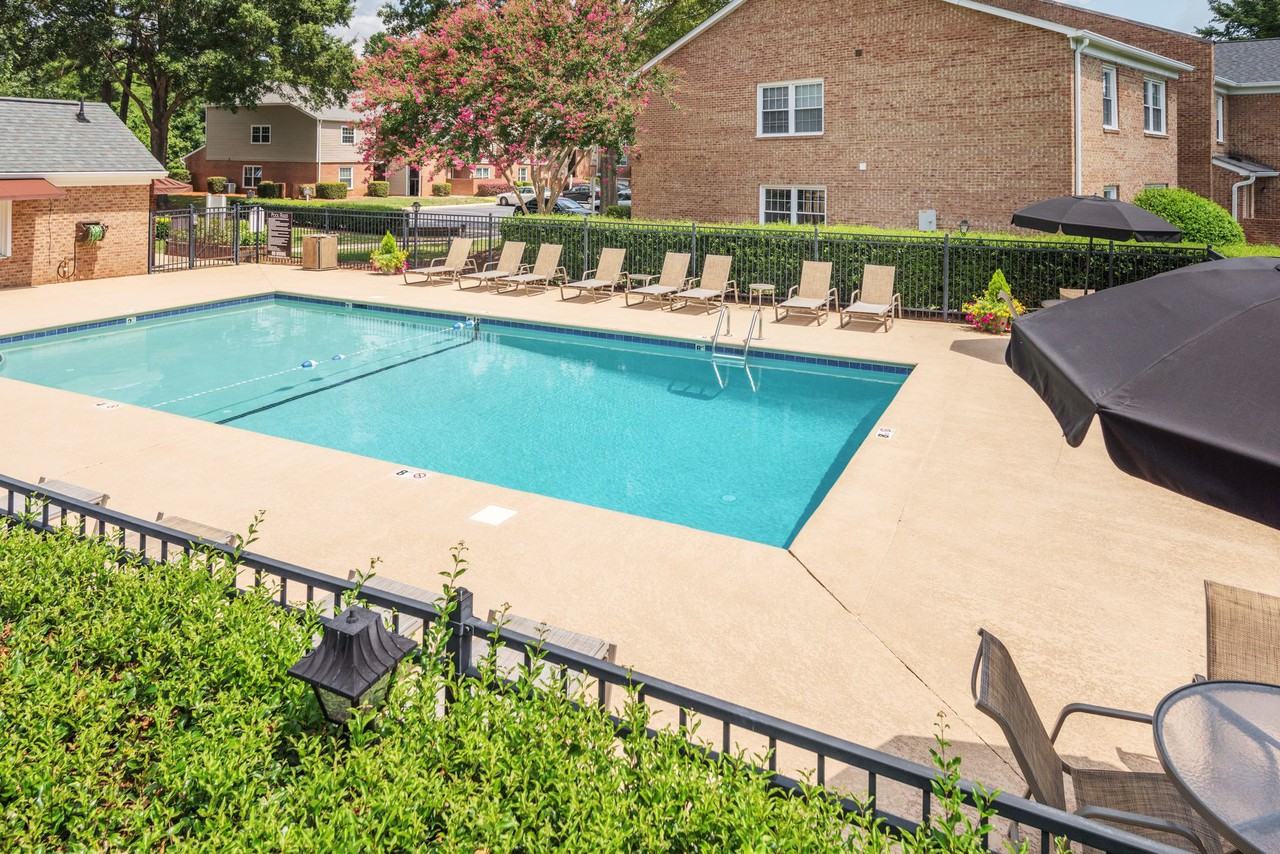 Bridges at Quail Hollow Apartments 7561 Quail Meadow Ln, Charlotte