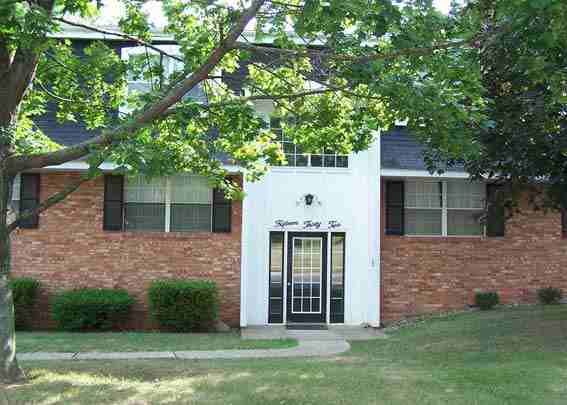 Tiffany Court Apartments in Peoria, IL 61614 Zumper