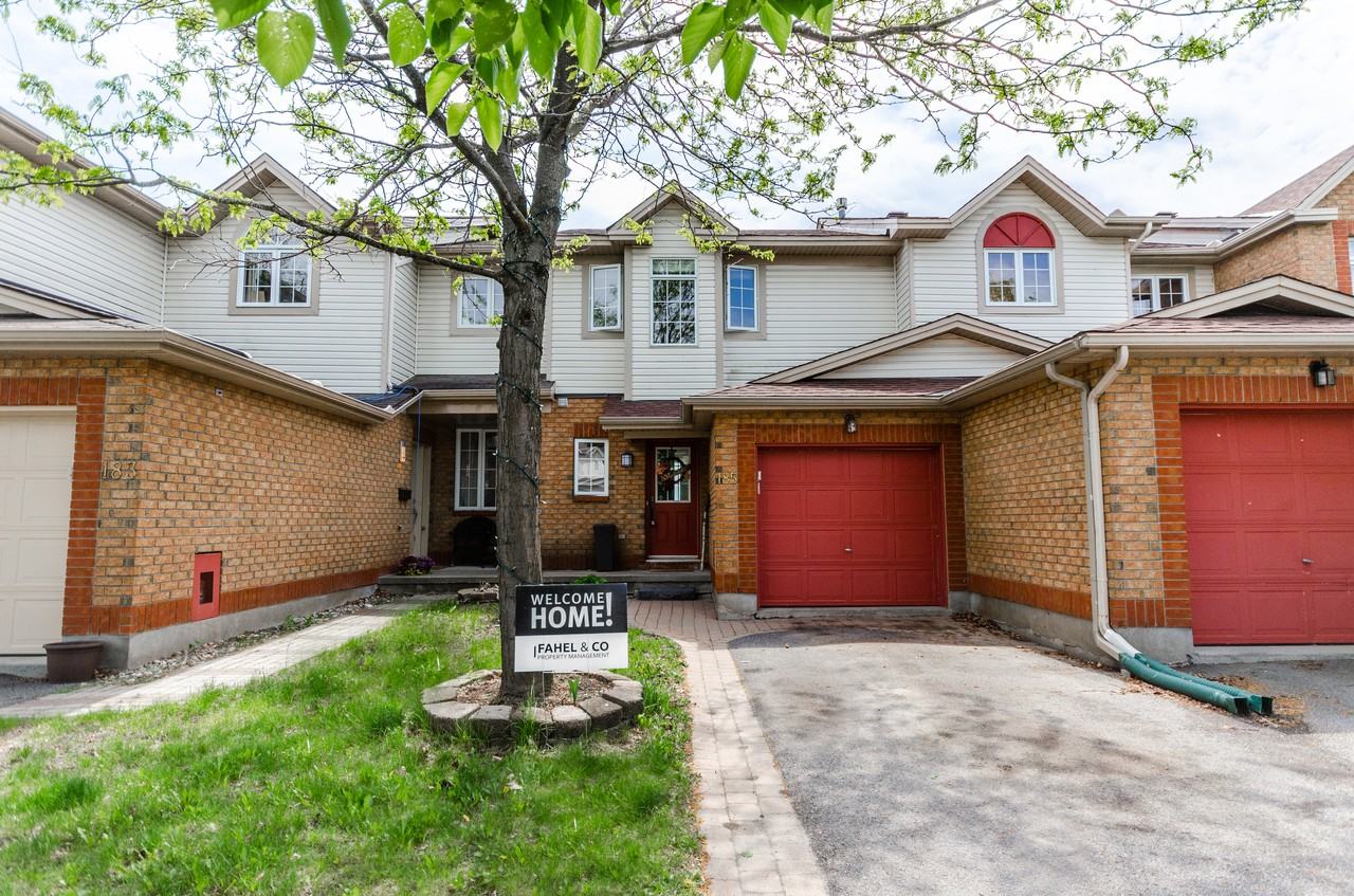 185 Kincardine Drive, Ottawa, ON K2V 1C5 3 Bedroom House for 1,800