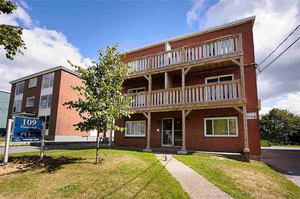 Pinecrest Drive Apartments 133 Pinecrest Dr, Halifax, NS B3A 2J7 Zumper