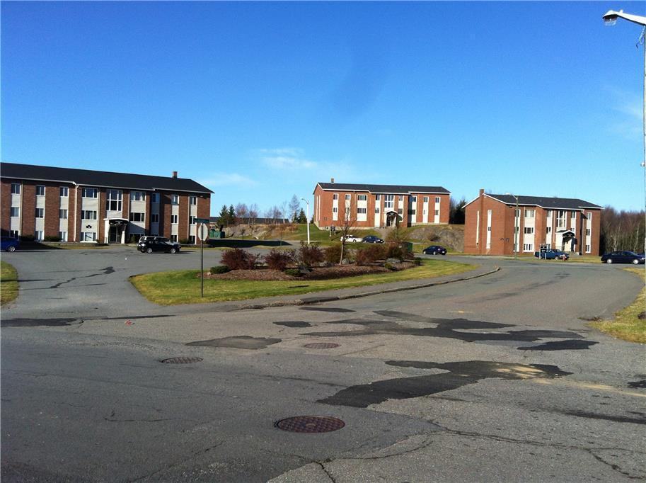 Reading Crescent Apartments 3 Reading Crescent, Saint John, NB E2H