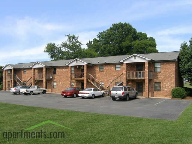 Holly Leaf Apartments 2205 Woodleaf Rd, Salisbury, NC 28147 Zumper