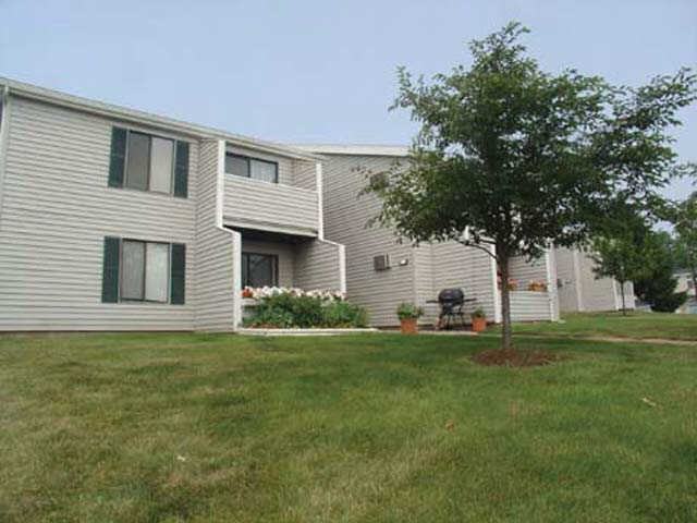 Woodgate Place Apartments 601 Cedar Cir, Spencerport, NY 14559 Zumper