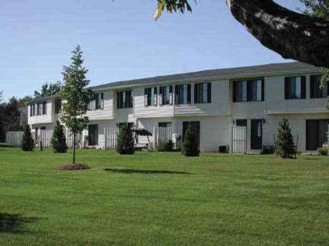 Woodgate Place Apartments 601 Cedar Cir, Spencerport, NY 14559 Zumper