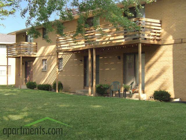 White Oaks Apartments 1729 Empire Blvd, ster, NY 14580 Zumper