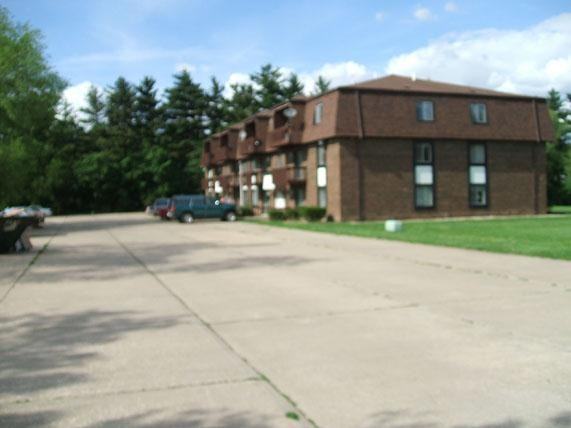 Triad Park Apartments 201220 Charleston Blvd., IL 61455 Zumper