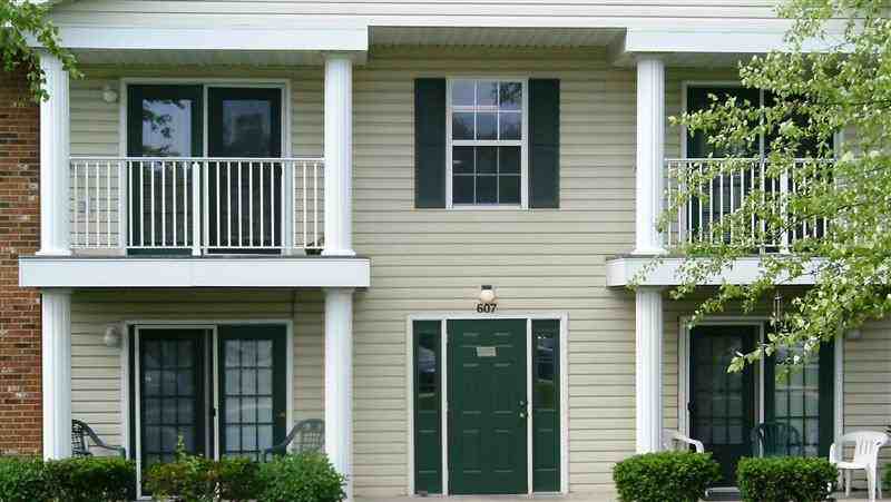 Broadway Place Apartments 608 Central Park Pl, Hartford, IL 62087