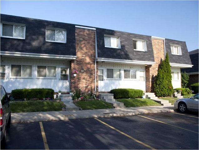 Riverside Manor Townhouses Apartments 5152 Morrish Rd, Swartz Creek