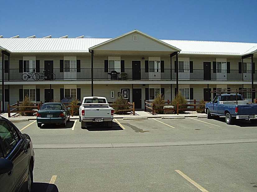 Southside Rentals and Kiva Apartments 237 Broadway Ave, Alamosa, CO