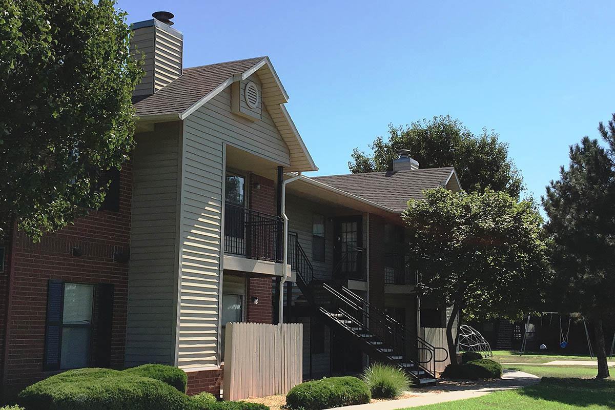 The Ridge of Salina Apartments 2363 Chapel Ridge Pl, Salina, KS 67401