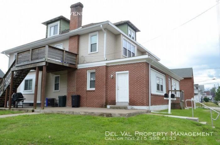 2600 Edgmont Avenue 1st Fl, Brookhaven, PA 19015 3 Bedroom Apartment