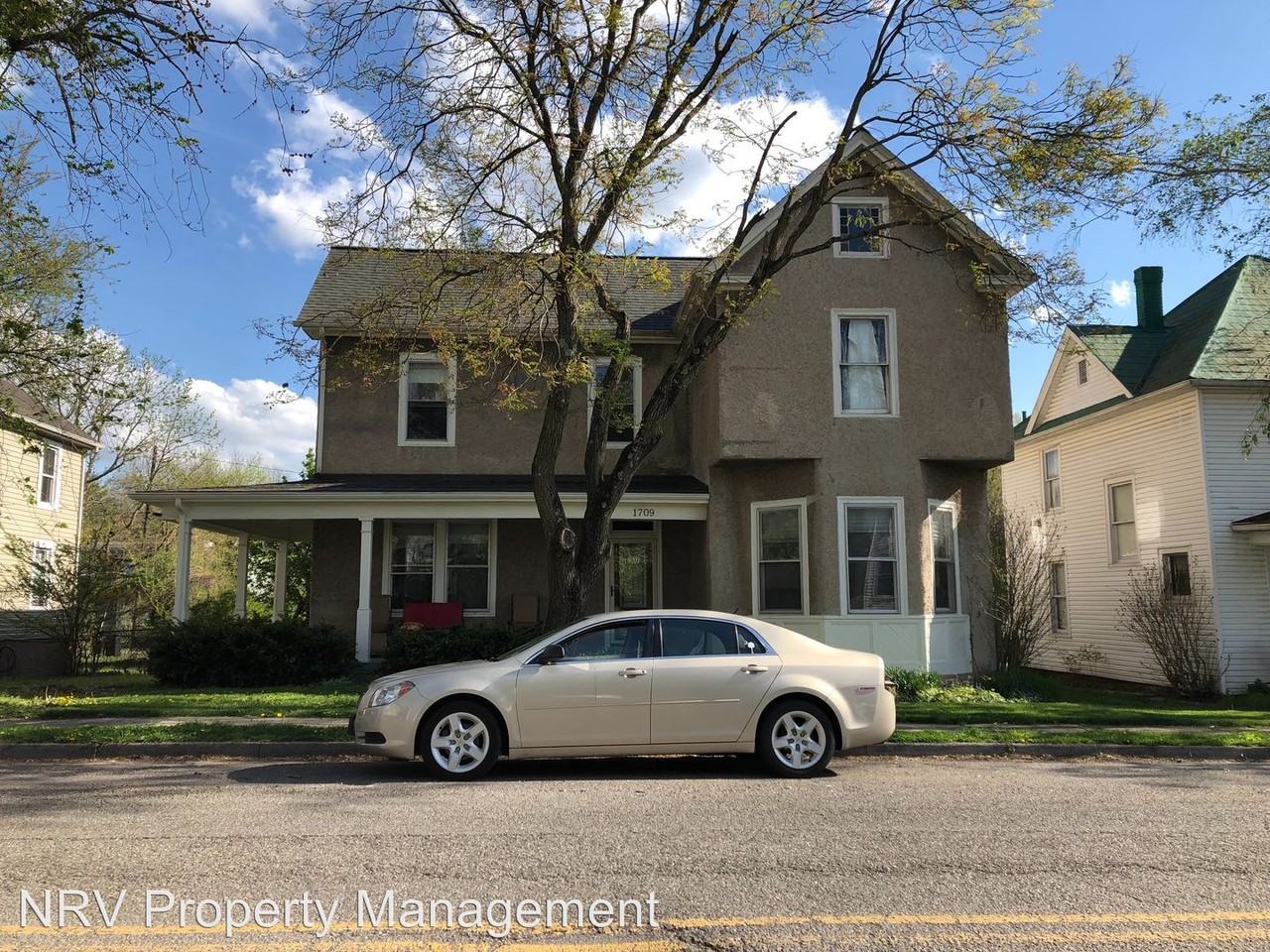 1709 Grove Ave. Apartments in Radford, VA 24141 Zumper