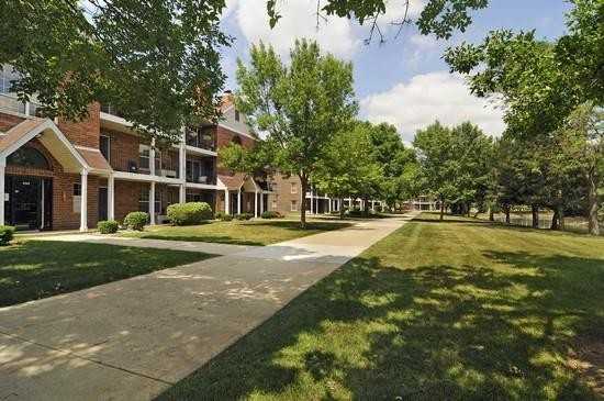 Mansions Apartments 965 E Golf Rd, Arlington Heights, IL 60005 Zumper