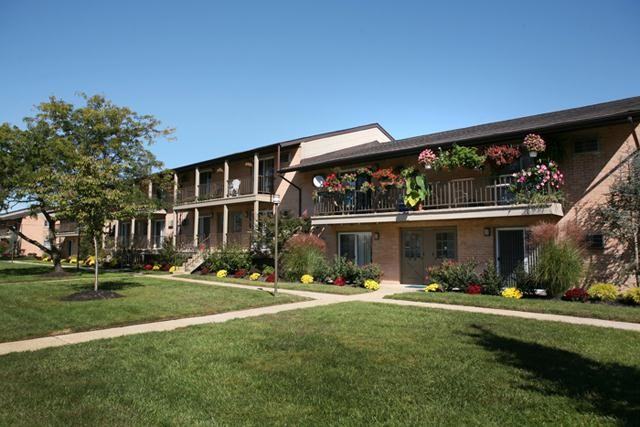 Sea Aire Apartments & Mystic Point Apartments & Townhomes 40 Chapman