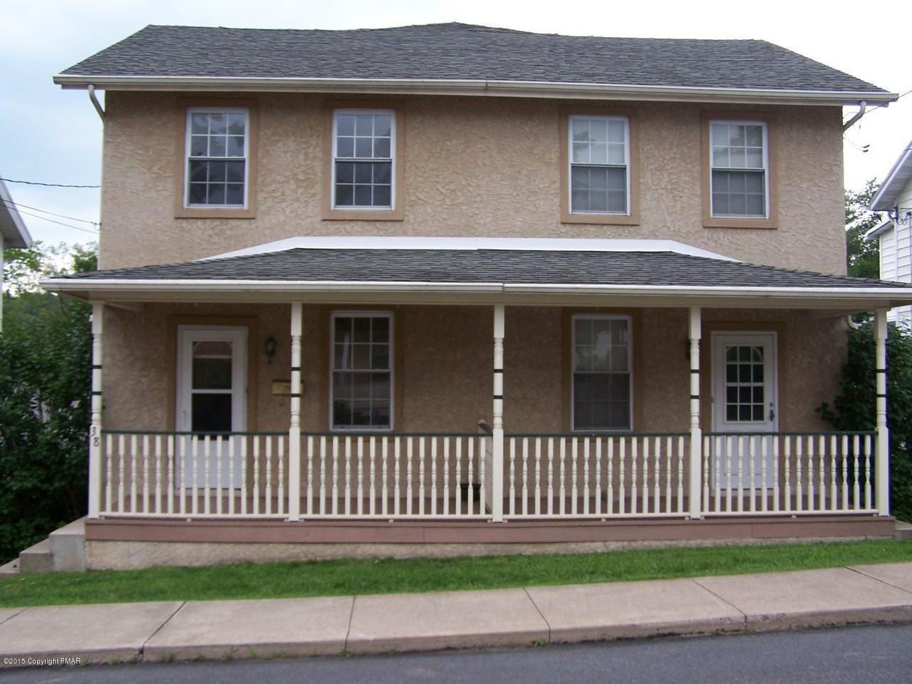 38 Spring St, Weatherly, PA 18255 3 Bedroom Apartment for 1,000/month