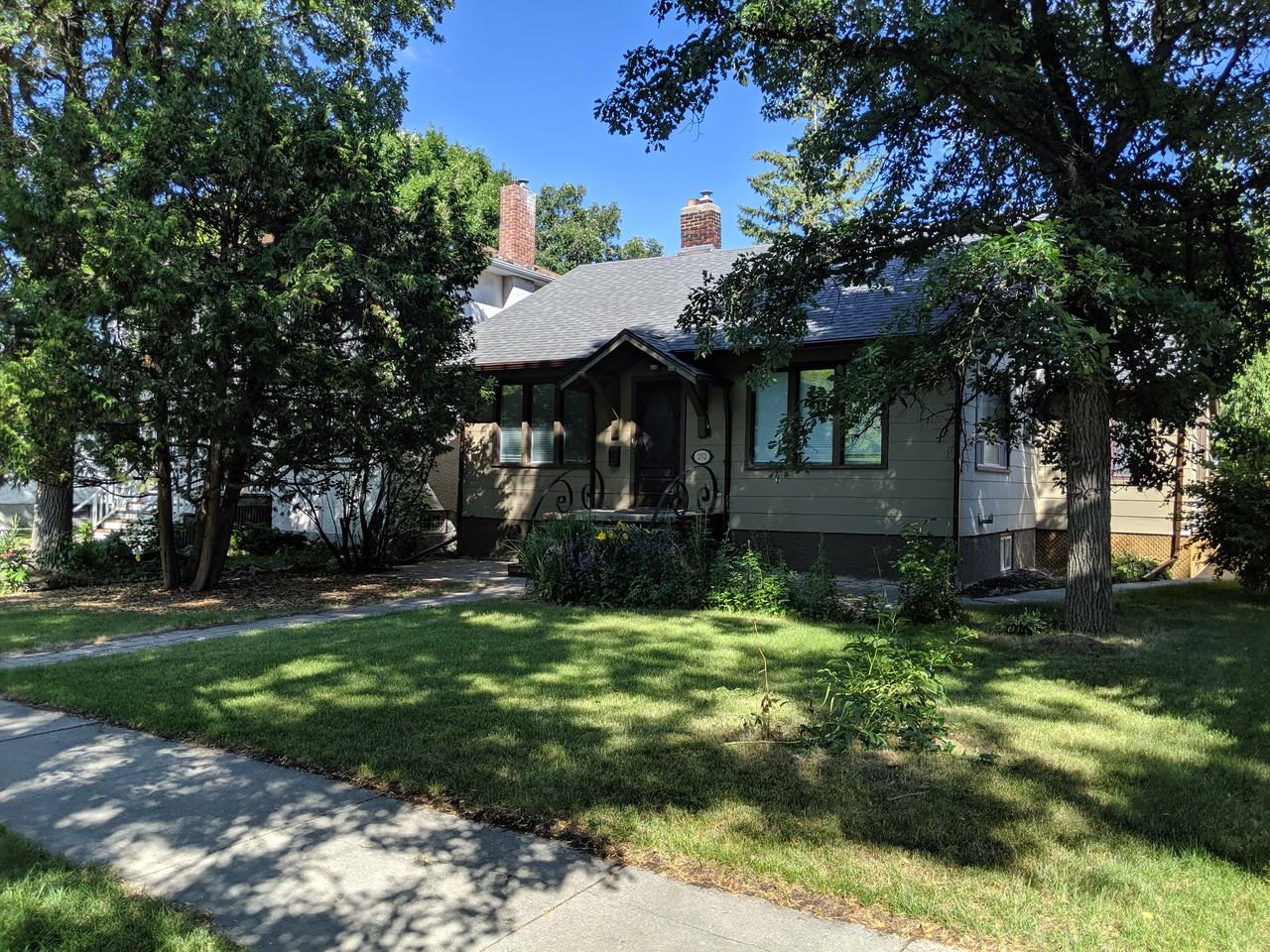 252 Lanark Street, Winnipeg, MB R3N 1L2 2 Bedroom House for 1,875/month Zumper